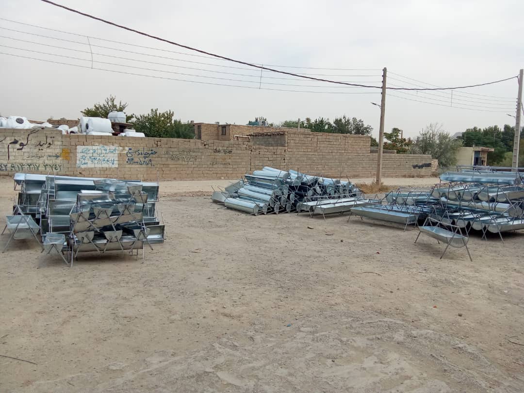 تولید و فروش آبشخور و آخور دام و گوسفند آریا در اصفهان